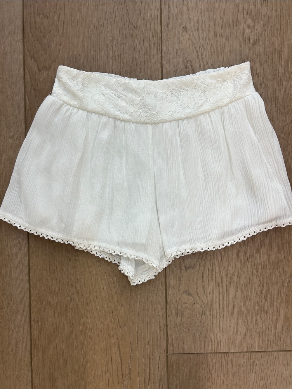 Girls PPLA Cream Lace-Trim Shorts